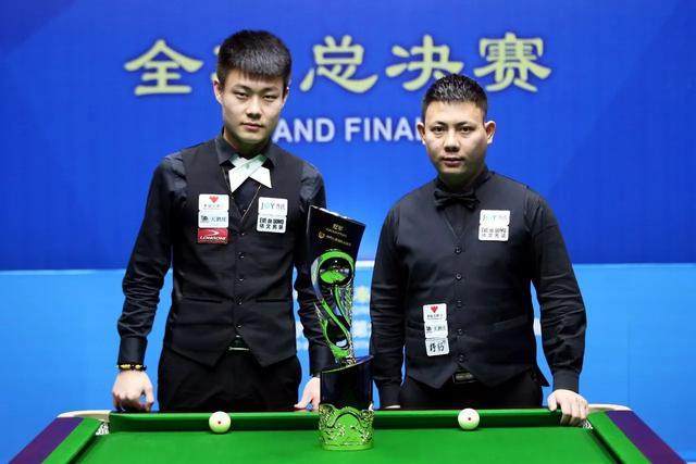 为之动容 为之动容