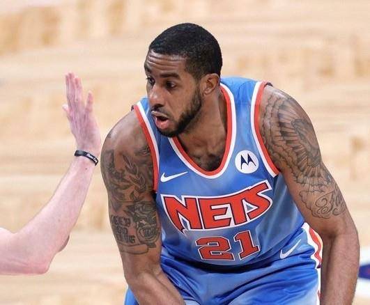 魅力和不可 魅力和不可