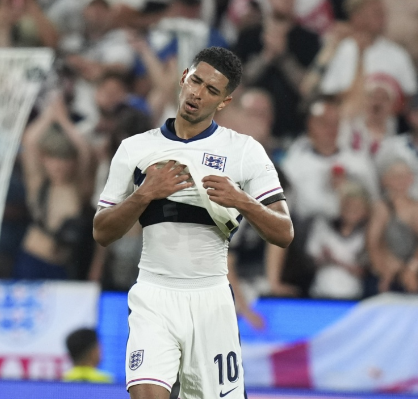 队打出了特 队打出了特