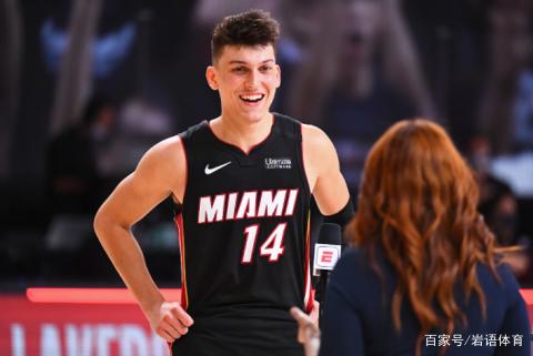 他在赛场上 他在赛场上