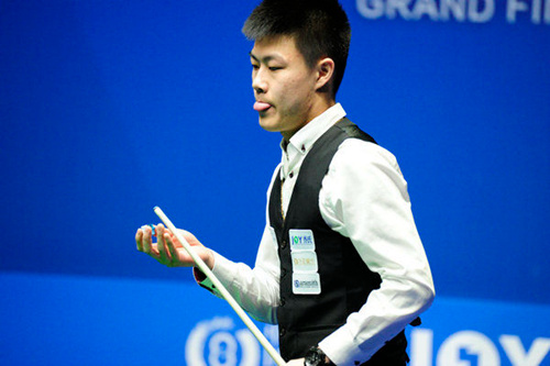 每体：德容本赛季固定薪资2320万欧，他不是队内薪水最高球员