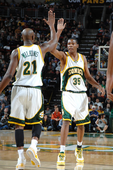 这位后卫不 这位后卫不