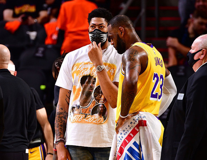 钟短片串联 钟短片串联